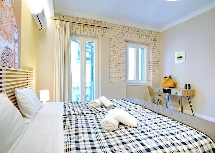 Cheerful Apartment In The Heart Of Corfu Old Town