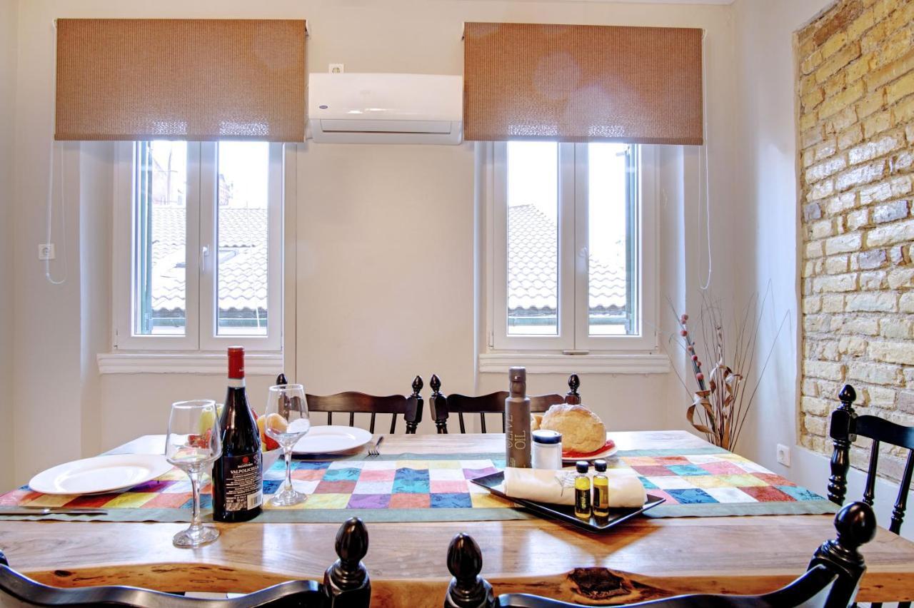Cheerful In The Heart Of Corfu Old Town Apartment